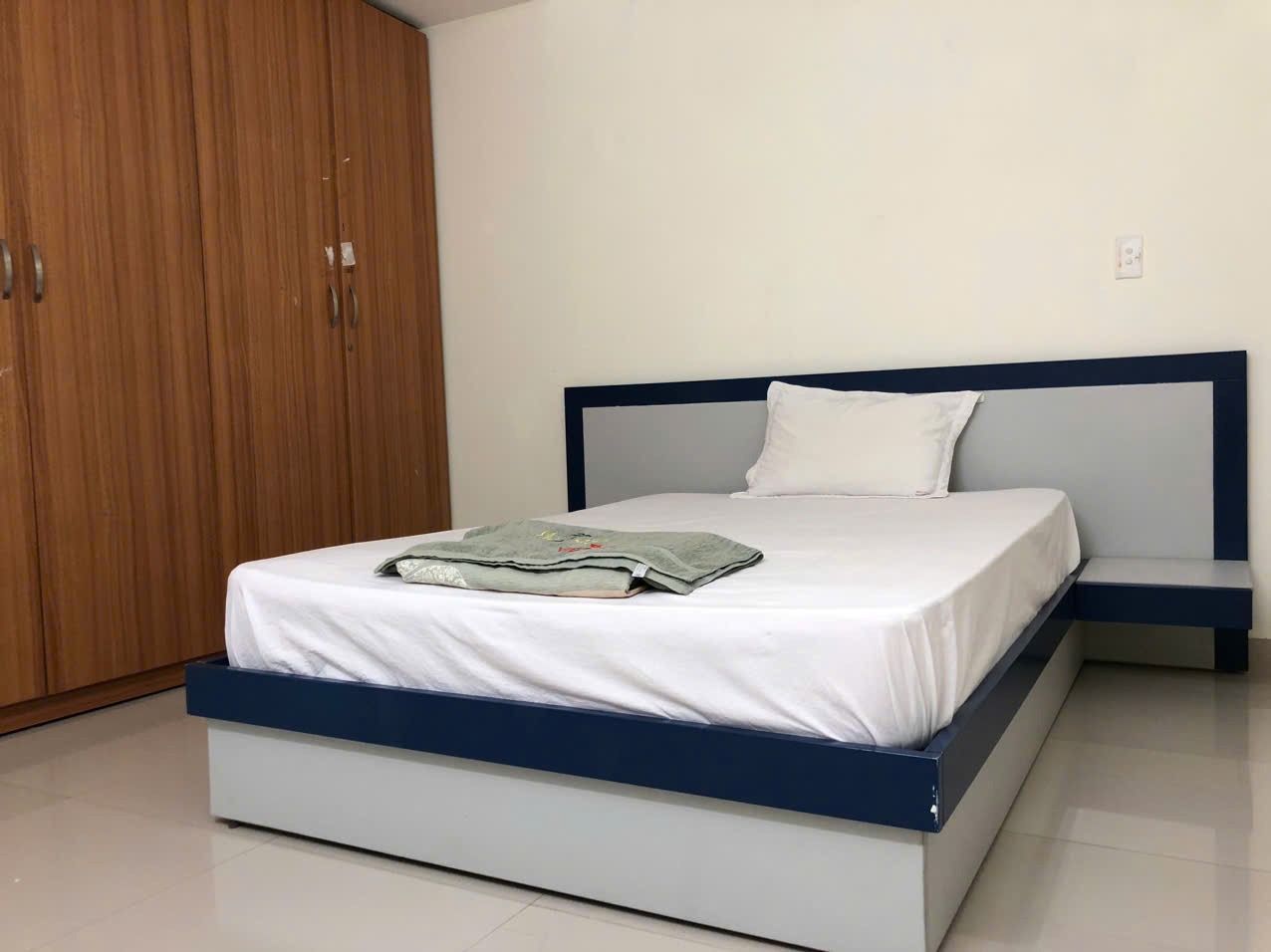 Up Plaza Apartment for rent | 3 bedrooms | 9 million